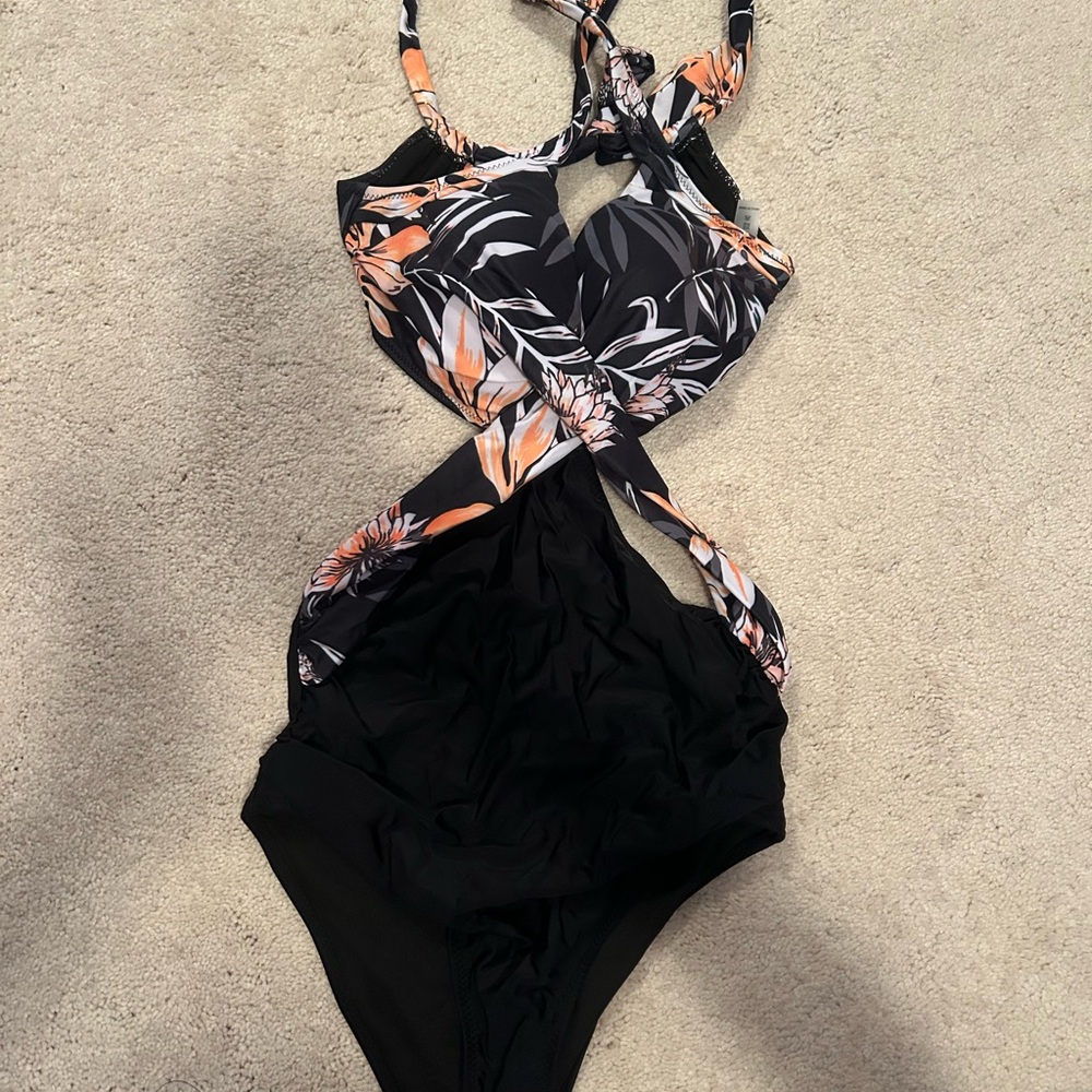 Black and Floral Cutout Swimsuit new never worn